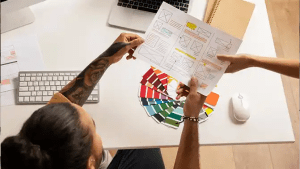 نقش طراحی گرافیک در ایجاد هویت بصری متمایز