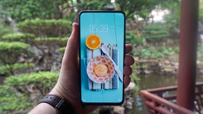 معرفی تلفن‌ هوشمند Vivo 5G